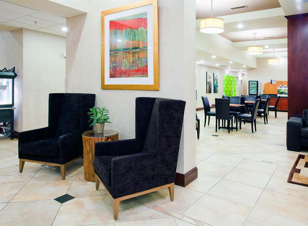 Holiday Inn Express Arrowood By Ihg Charlotte Beltér fotó