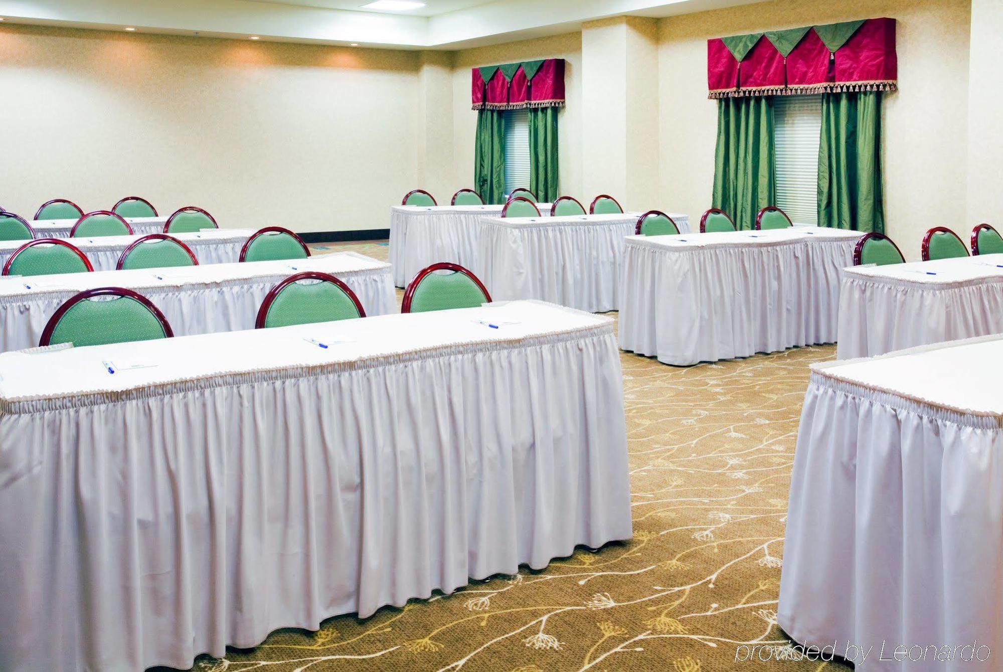 Holiday Inn Express Arrowood By Ihg Charlotte Kültér fotó