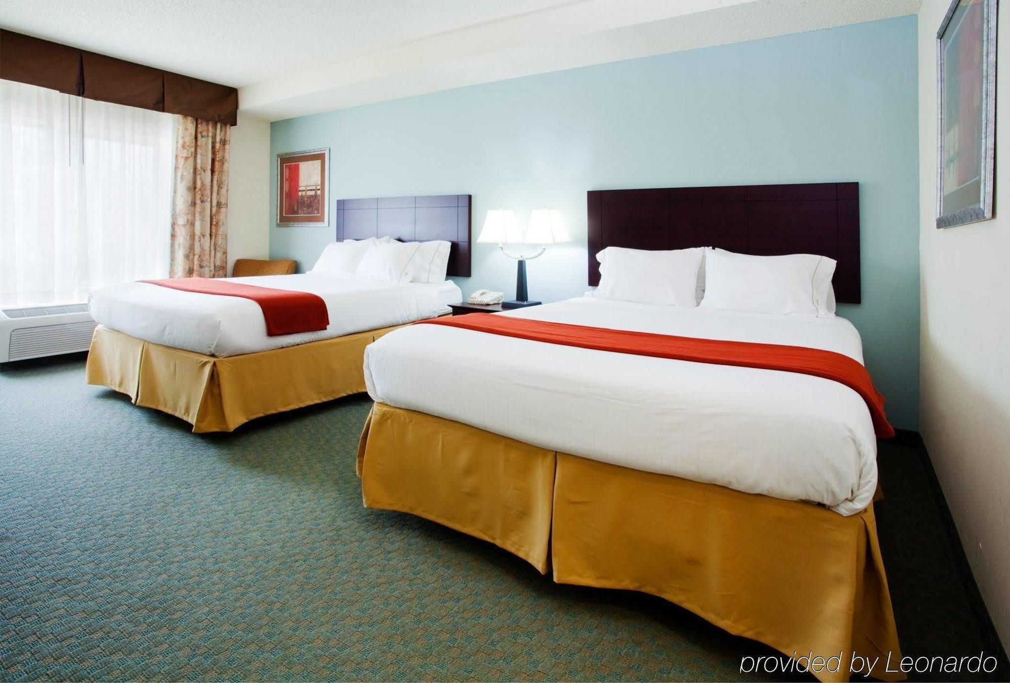 Holiday Inn Express Arrowood By Ihg Charlotte Kültér fotó